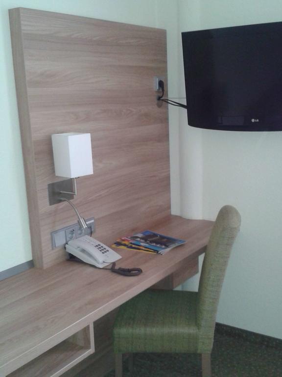 Hotel Jedermann 3*