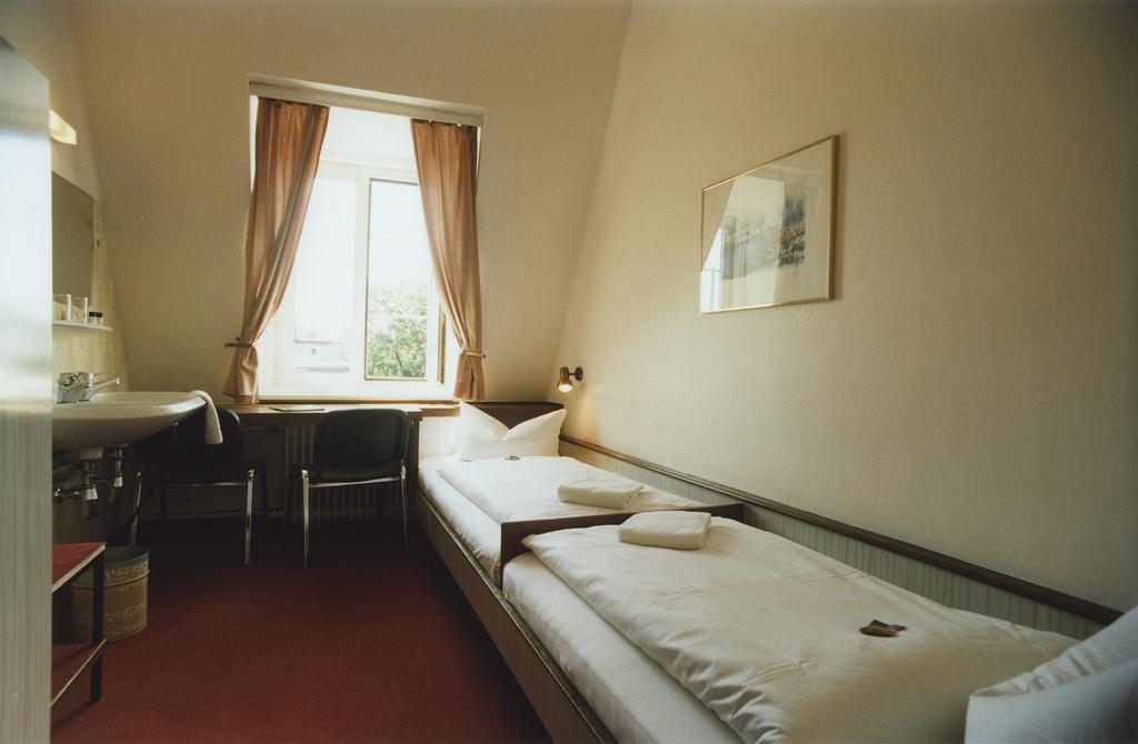 Jedermann Hotel 3*