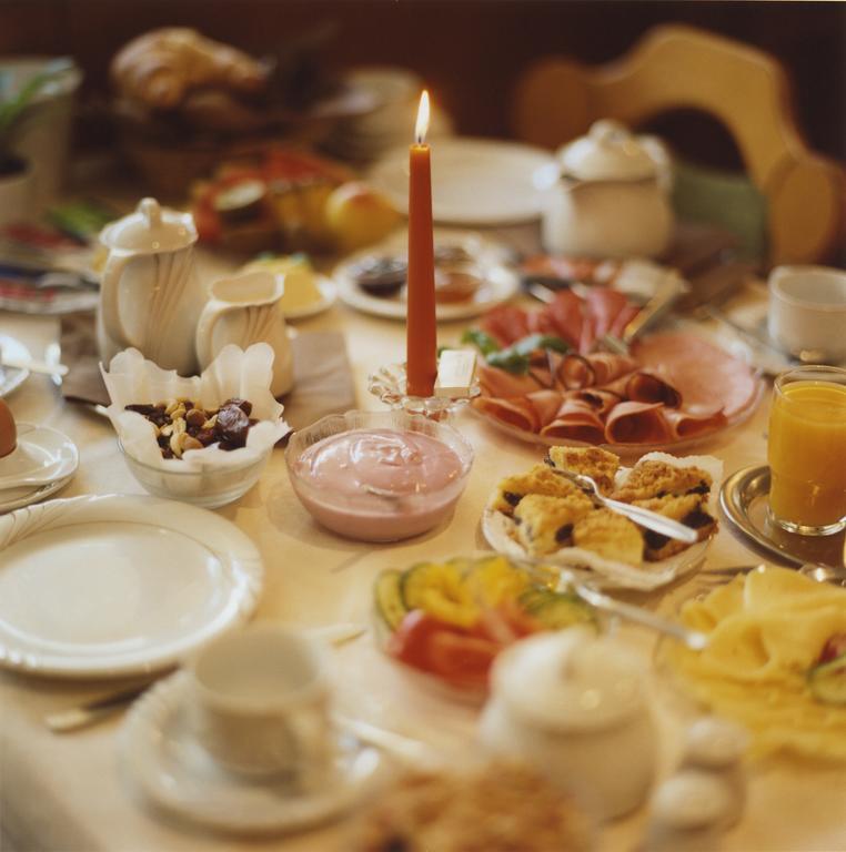 Hotel Jedermann 3*